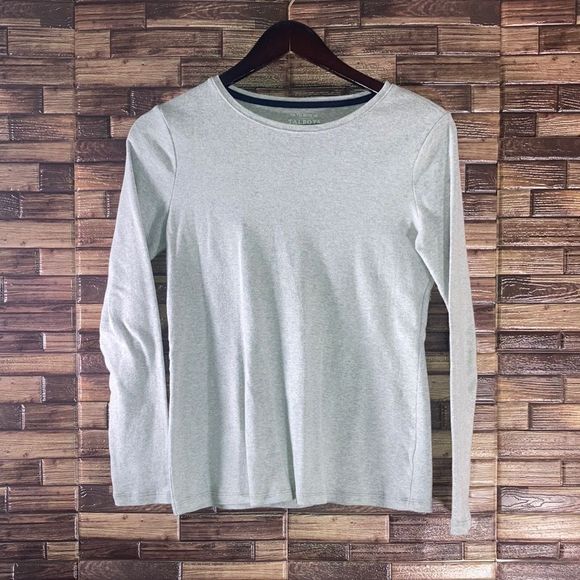 EUC Women’s Bundle of 6 Small Petite Talbots Tops 3 Tees & 3 Sweaters - Picture 3 of 11